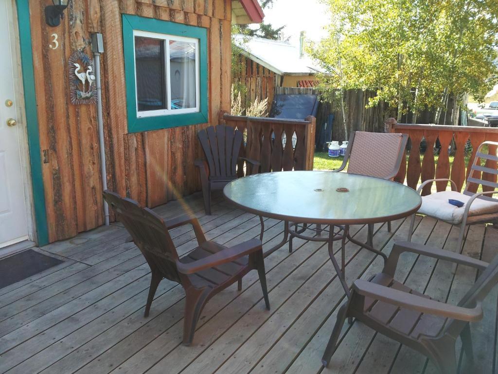 Steamboat Mountain Chalets Spillimacheen Quarto foto